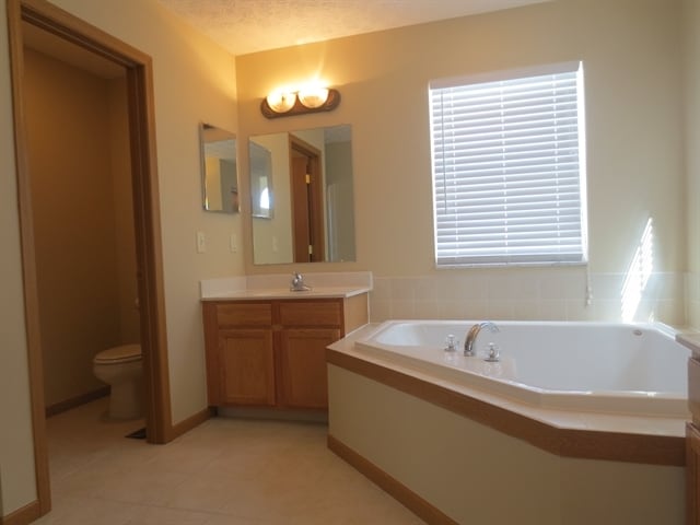 Building Photo - 4284 Promenade Ave