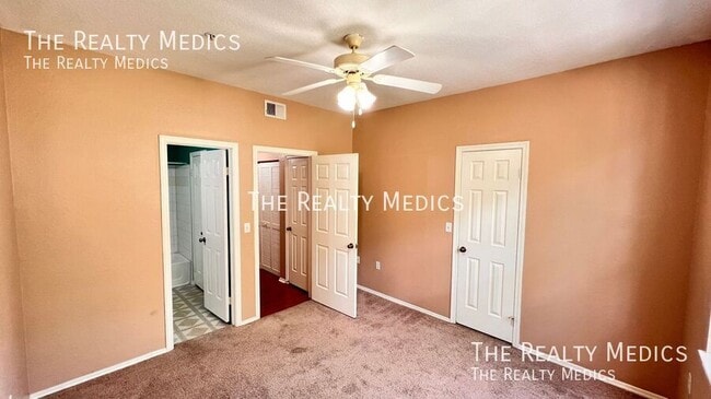 Building Photo - 2572 Robert Trent Jones Dr