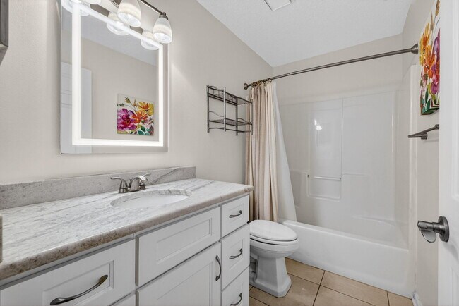 Building Photo - 341 11th Ave