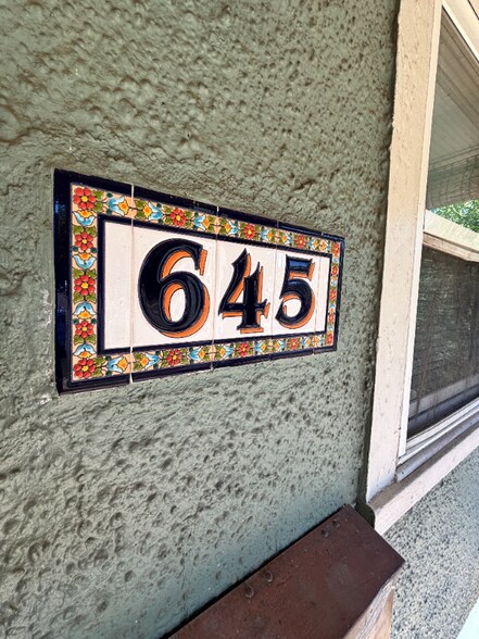 Building Photo - 645 Phillips St