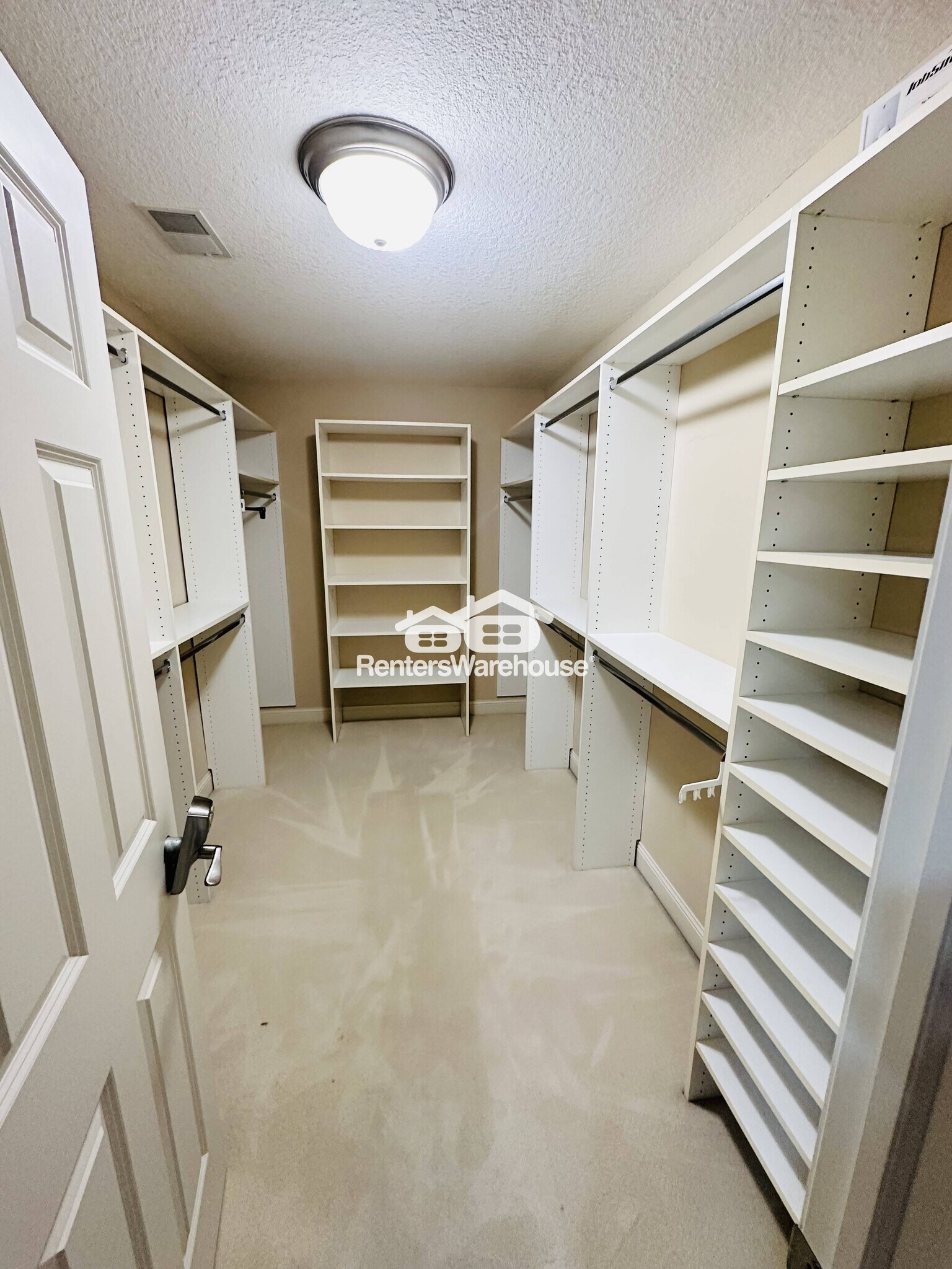 Building Photo - 2470 Arnold Palmer Dr