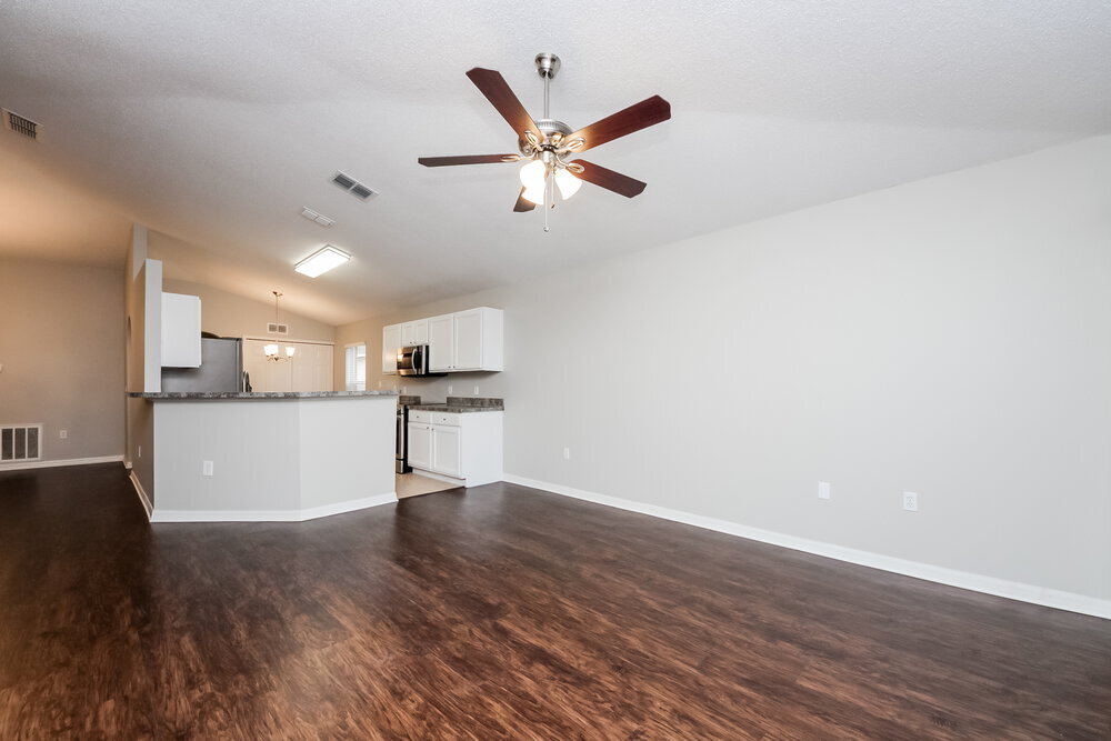 Building Photo - 3047 Elbib Dr