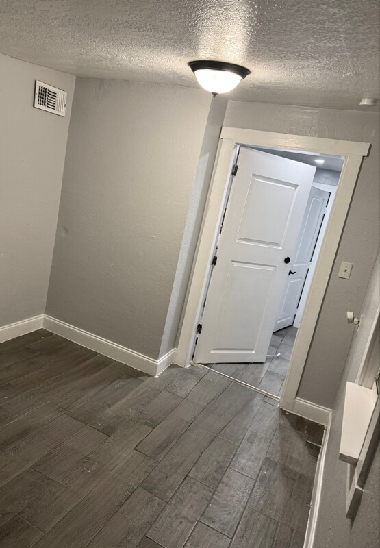 Building Photo - 9402 N 16th St