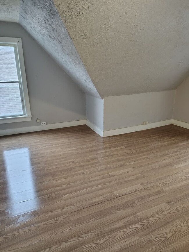 Building Photo - 51 Cotter Ave