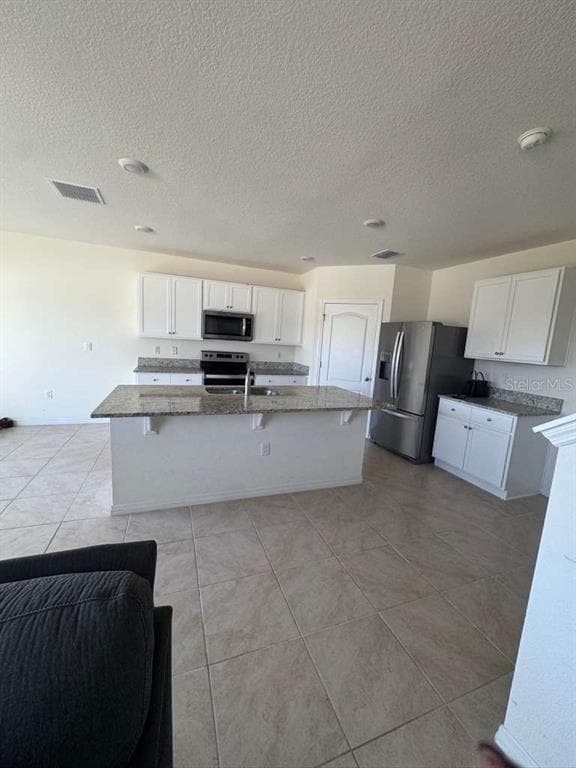 Building Photo - 9752 Black Walnut Dr