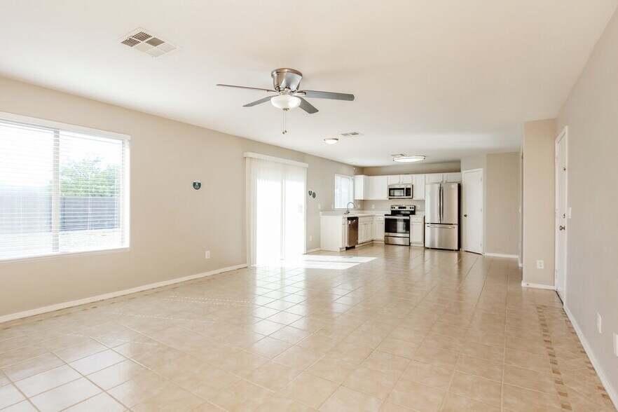 Building Photo - 1588 S 220th Ln