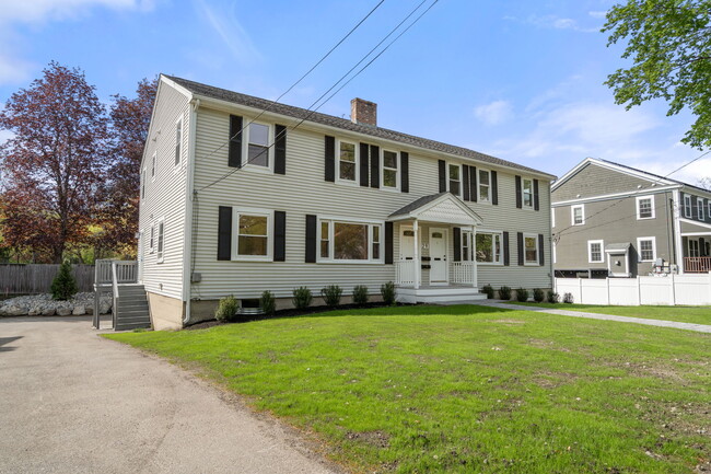 Building Photo - 29 Beaconwood Rd
