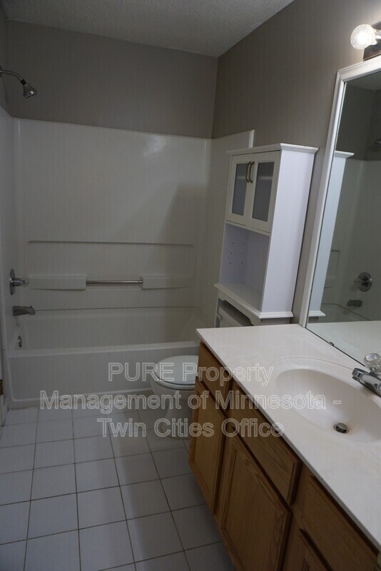 Building Photo - 506 Mariner Way