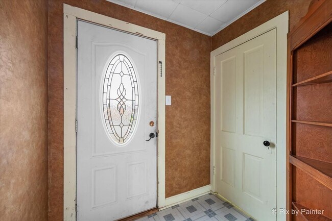 Building Photo - 708 S 1st St