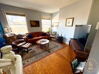 Building Photo - 211 E Mt Royal Ave