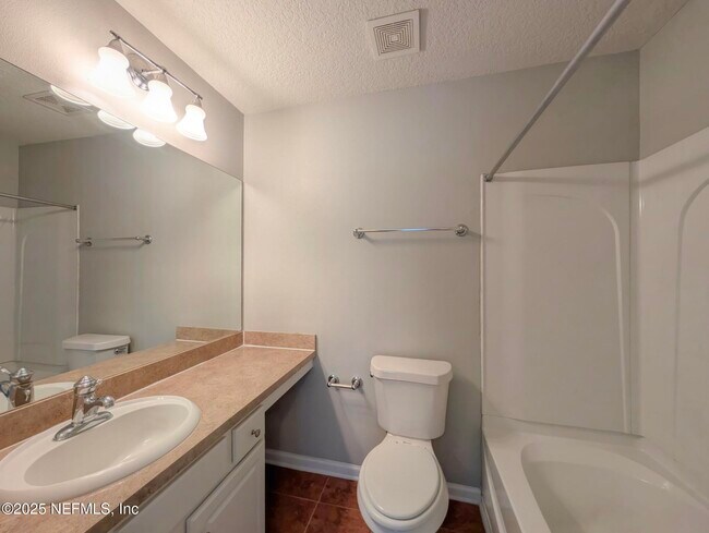 Building Photo - 8090 Summer Cove Ct
