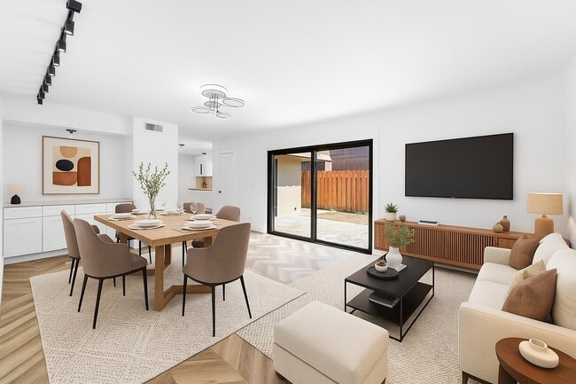 Building Photo - 3007 San Clara Dr