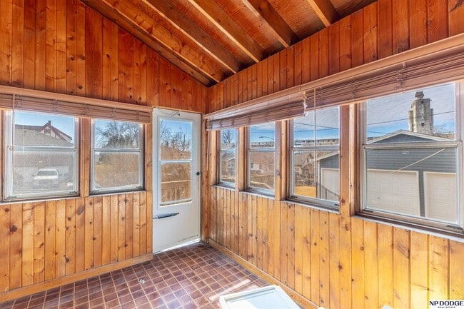 Building Photo - 3224 S 32nd Ave