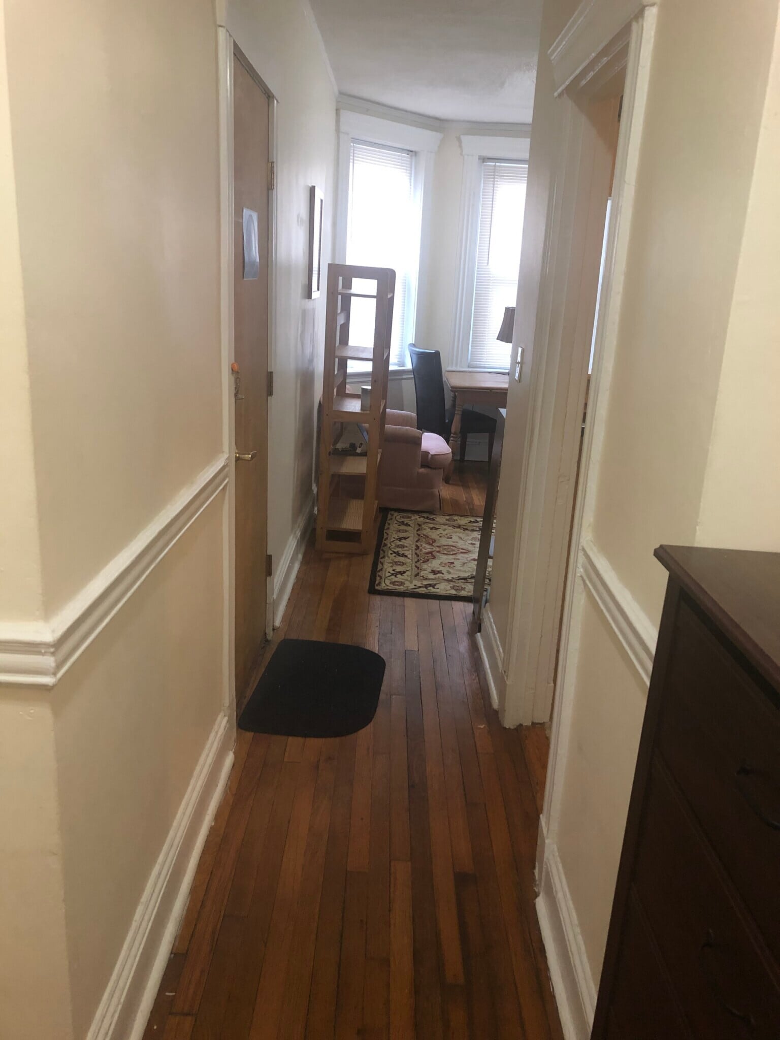 Building Photo - 352 Riverway