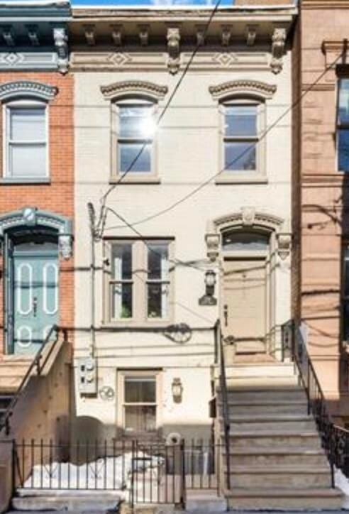 Building Photo - 288 9th St