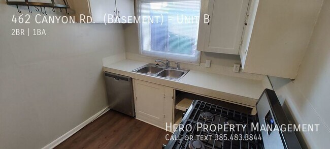 Building Photo - 462 Canyon Rd