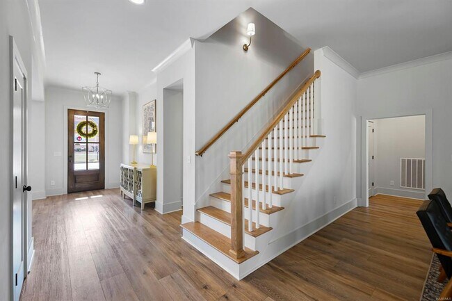 Building Photo - 1691 Pebble Creek Dr