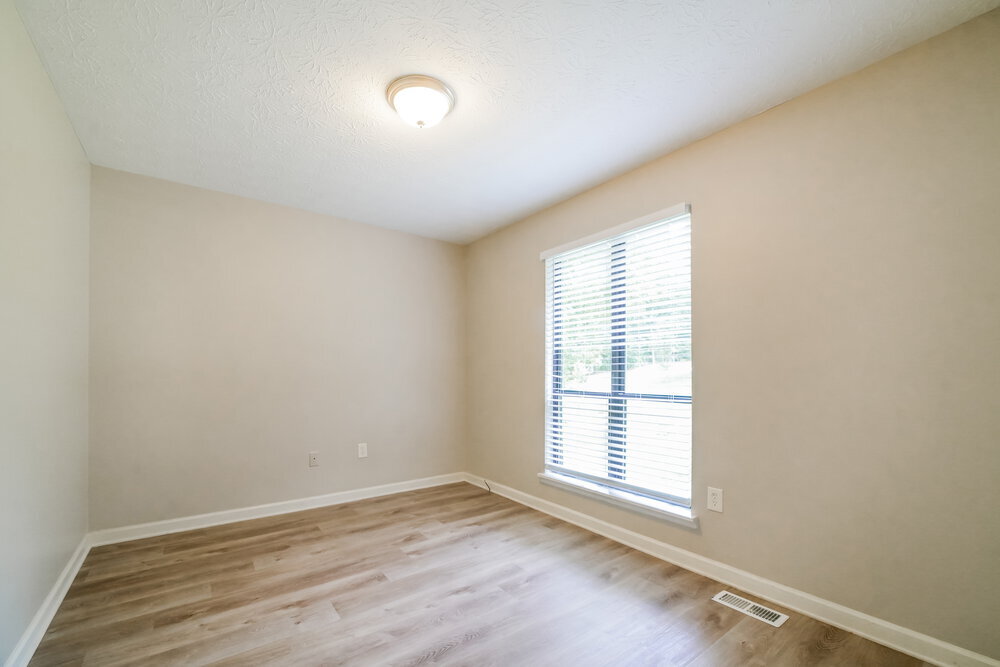 Building Photo - 1640 Clearstone Dr