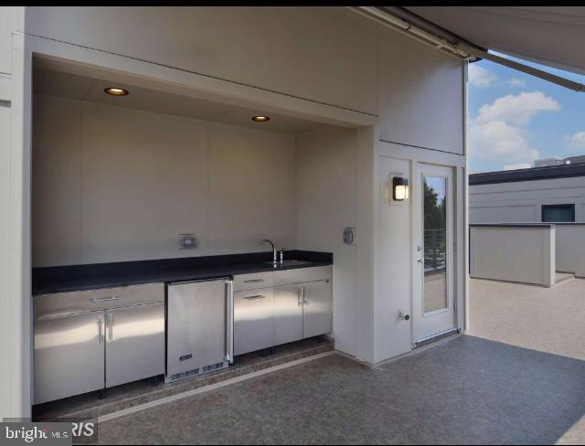 Building Photo - 6670 Eames Wy