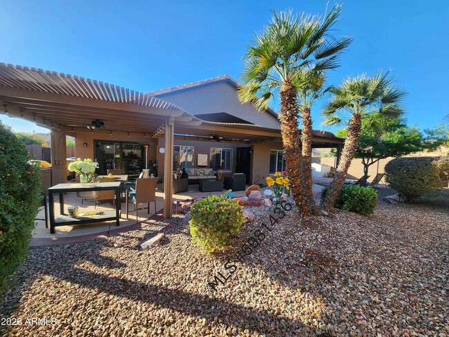 Building Photo - 15548 W Catalina Dr