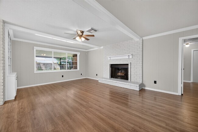 Building Photo - 25515 Stone Mill Ln