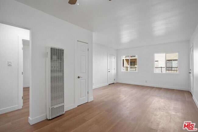 Building Photo - 8150 Sepulveda Pl
