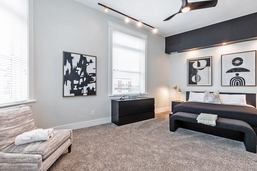 Building Photo - 795 E McMillan St