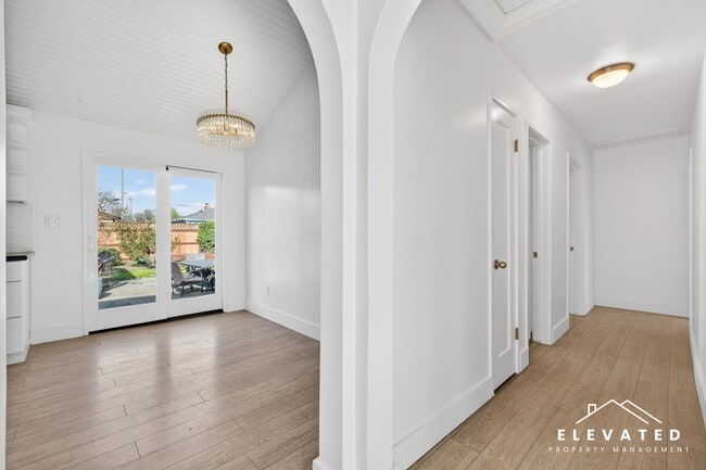 Building Photo - 45 Payran St