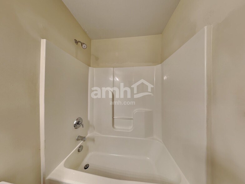 Building Photo - 129 Hardaway Pt