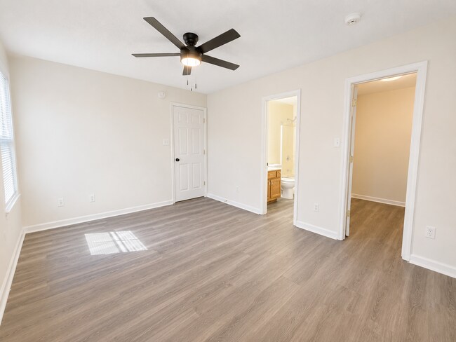 Building Photo - 1604 Sails Way