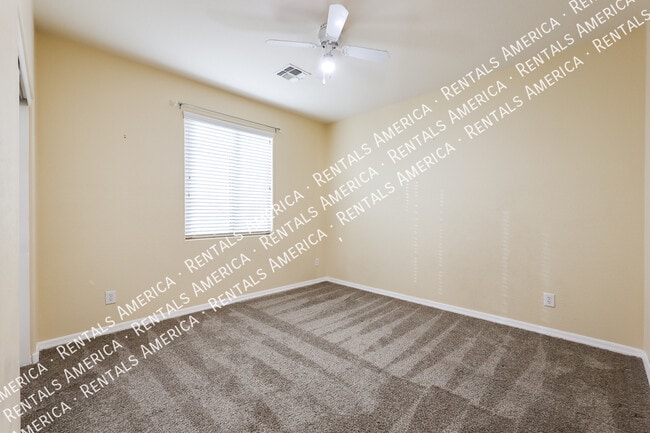 Building Photo - 4337 W Powell Dr