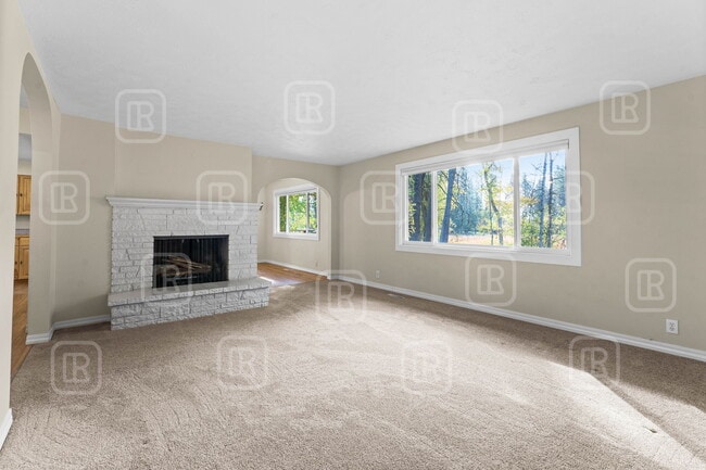 Building Photo - 17922 N Hatch Rd