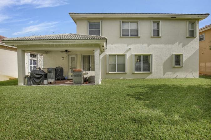 Building Photo - 5078 SW 183rd Ave