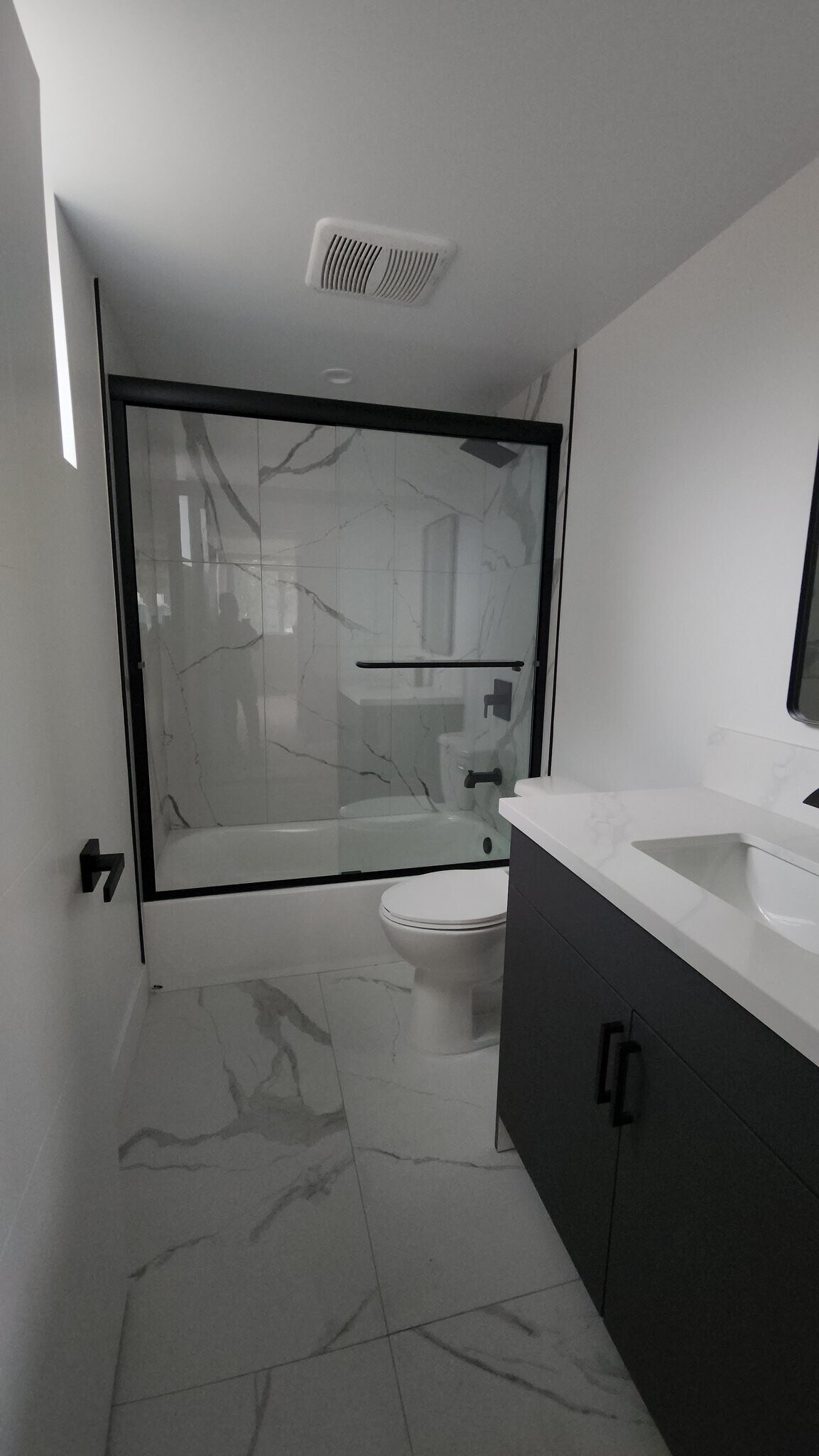 Building Photo - 5729 Klump Ave