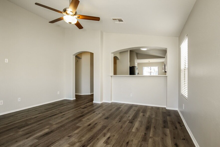 Building Photo - 3565 S 257th Ln