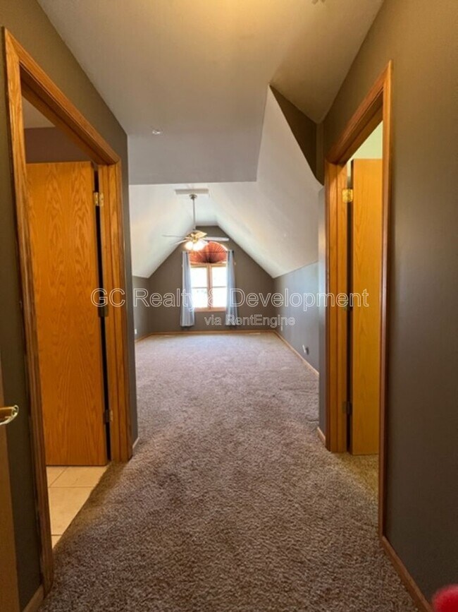 Building Photo - 2805 Breckenridge Cir