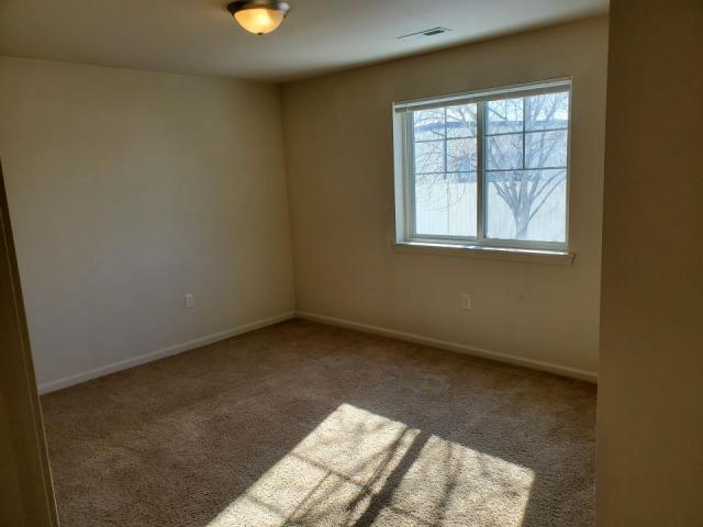 Building Photo - 2 bedroom in Billings MT 59102