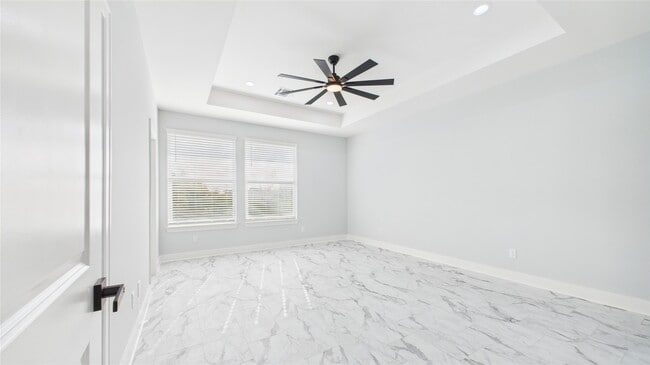 Building Photo - 3413 Daphne St