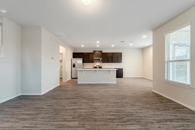 Building Photo - 3651 Sandy Brook Dr