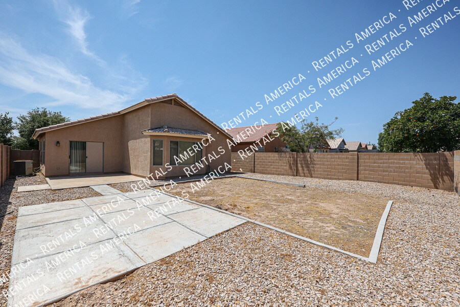 Building Photo - 41629 N Ranch Dr