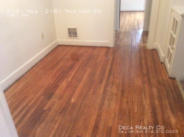 Building Photo - 2161 Yale Ave