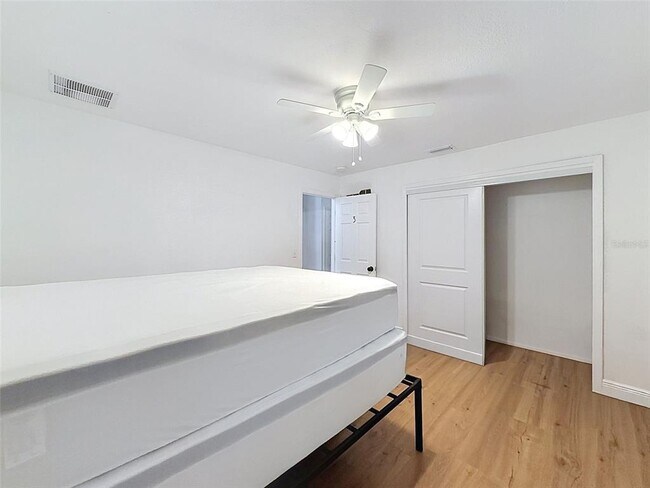 Building Photo - 3316 W Nassau St