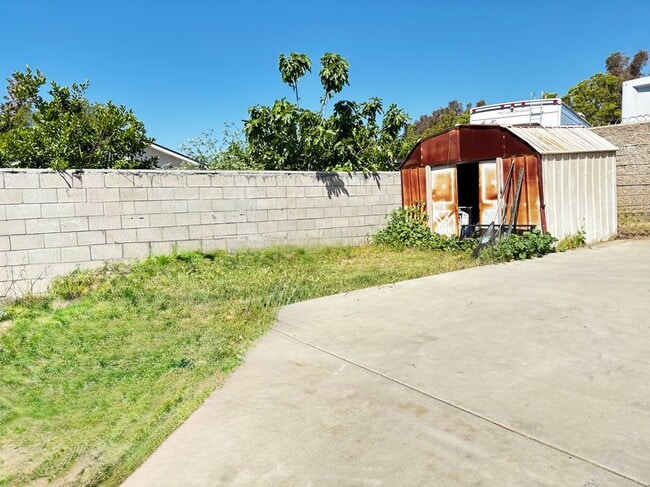 Building Photo - 11369 Aster St