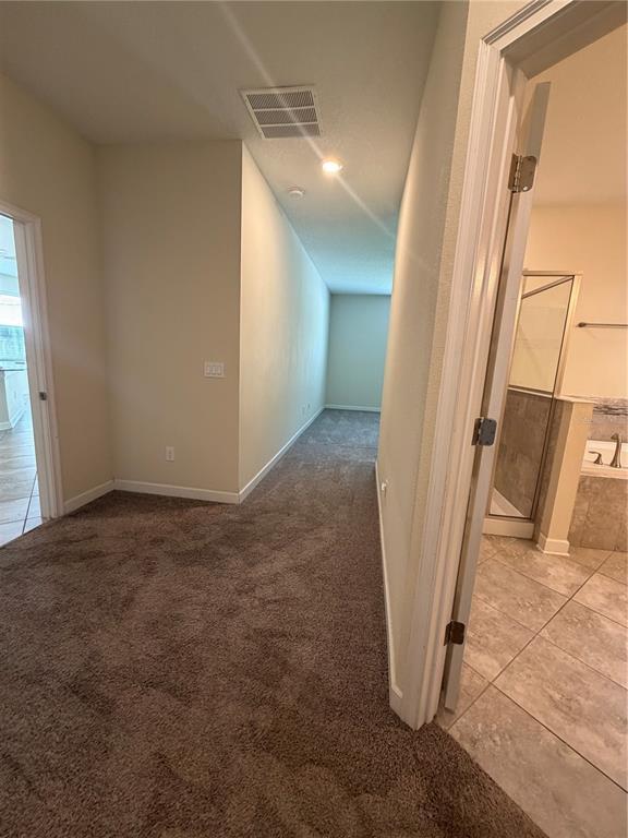Building Photo - 15055 Driftwater Dr
