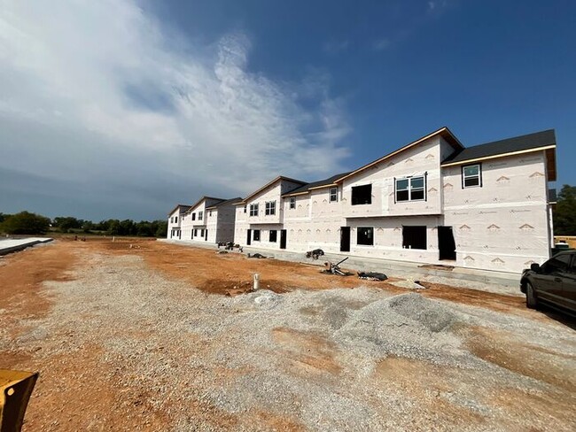 Building Photo - Brand New! Public Avenue Townhomes in Clev...