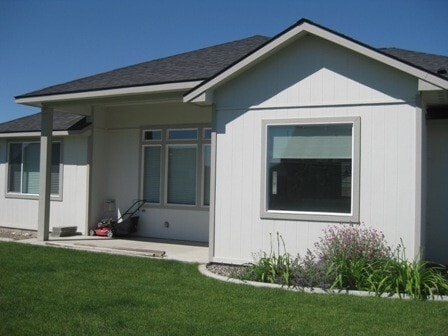 Building Photo - Beautiful West Richland Home with RV Parking!