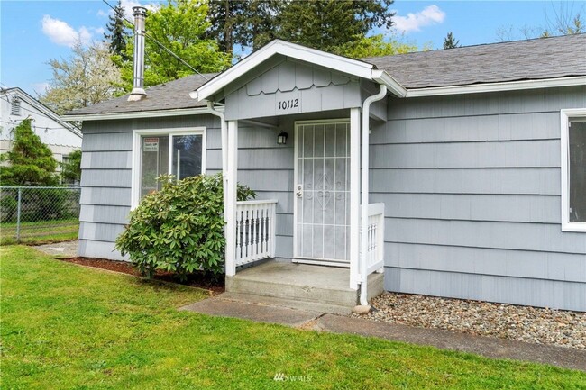 Building Photo - Cute Tacoma 2bed / 1bath Home