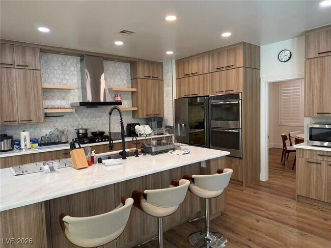 Building Photo - 605 Runbridge St