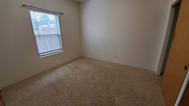 Building Photo - 4105 Whistler Ave NW