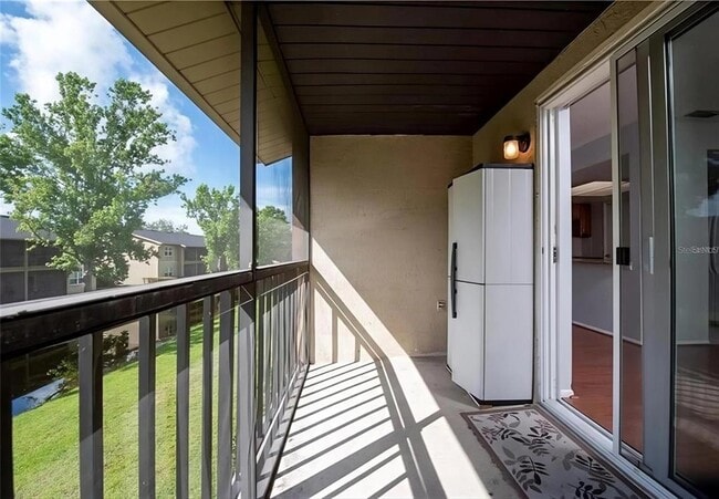 Building Photo - 9909 Sweepstakes Ln